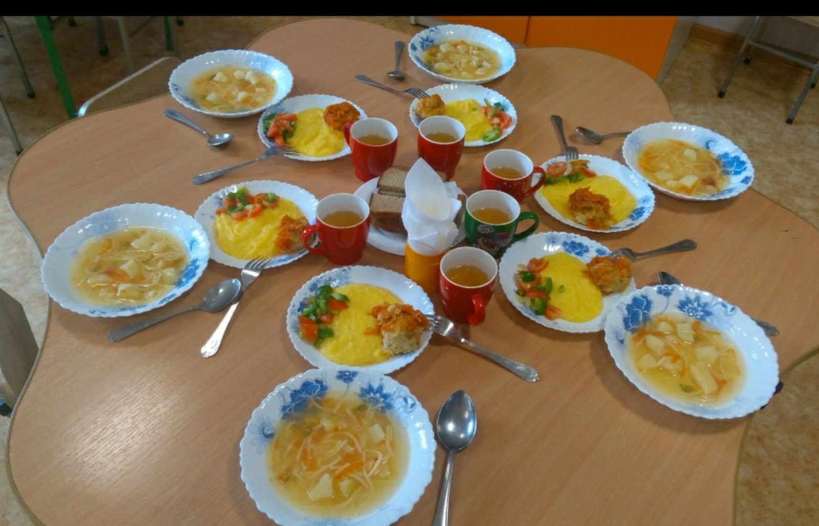 ALIMENTAREA SĂNĂTOASĂ A COPIILOR ÎN IET NR.40