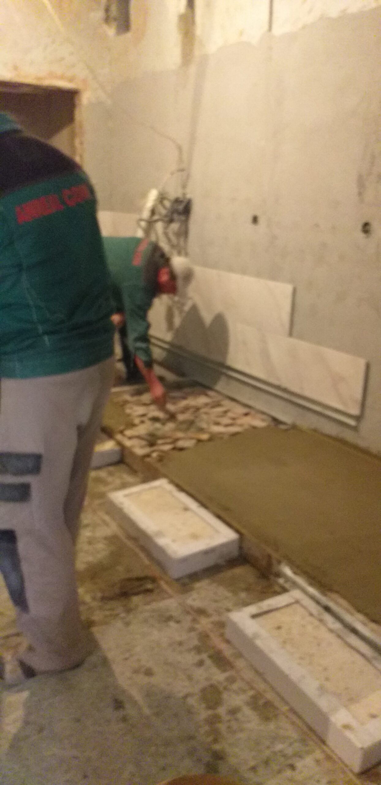 Muncă de renovare în IET NR.40 continuă