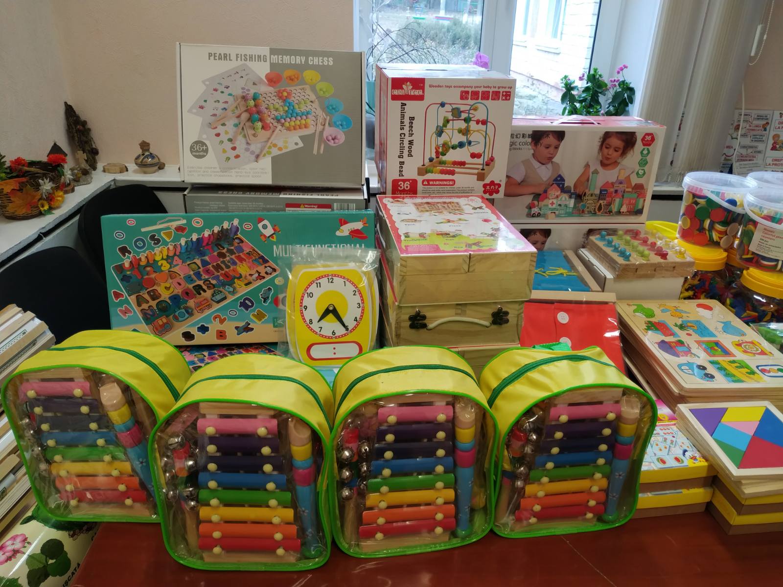 Grădinița – creșă nr. 40 mulțumește pentru lotul de jucării interactive și materiale didactice acordate de Fondul Națiunilor Unite pentru Copii (UNICEF) și Primăria Municipiului Chișinău